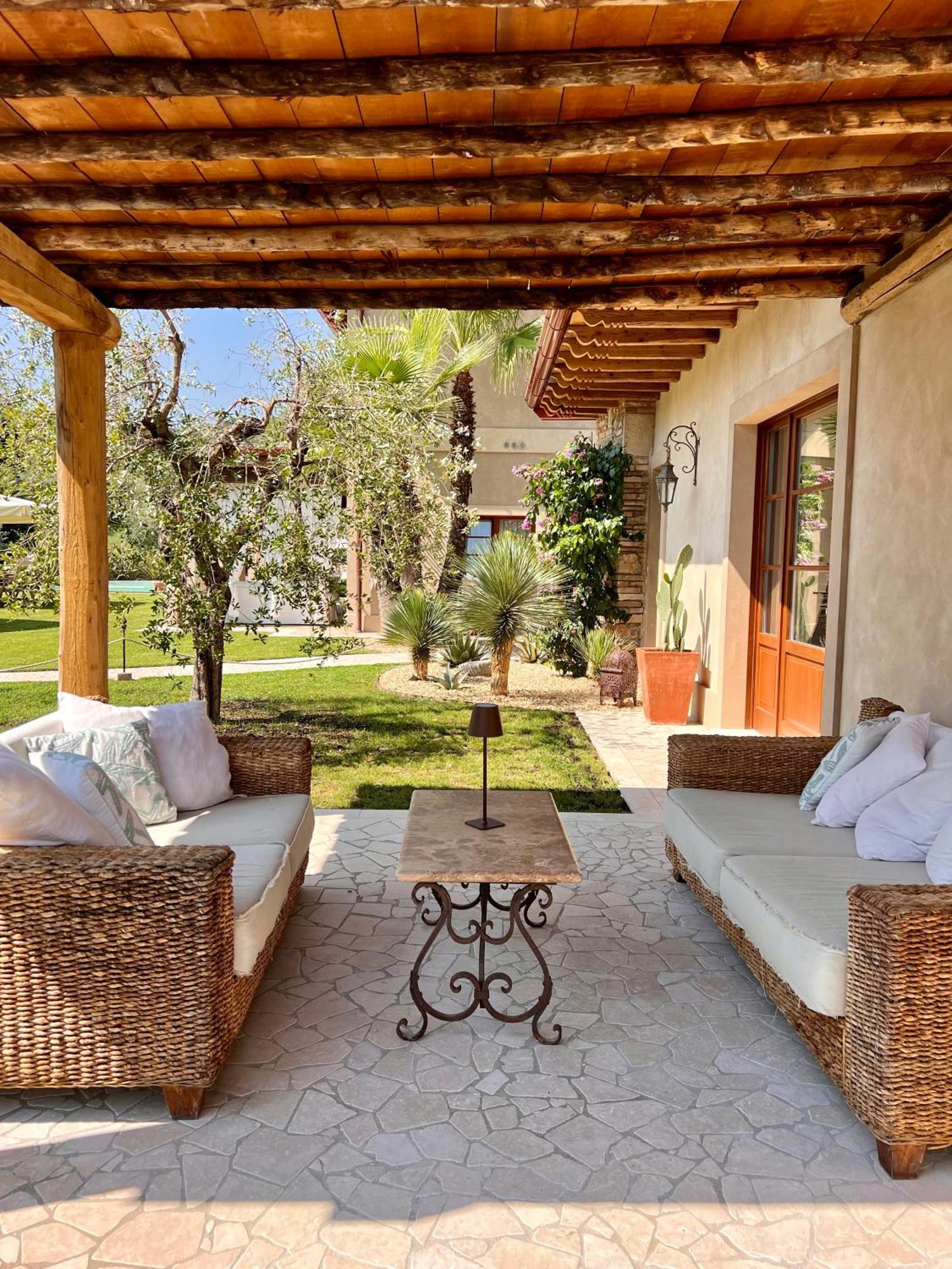 Villa Mario Resort Salò Екстериор снимка